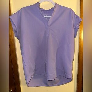 Figs lavender dew scrub top